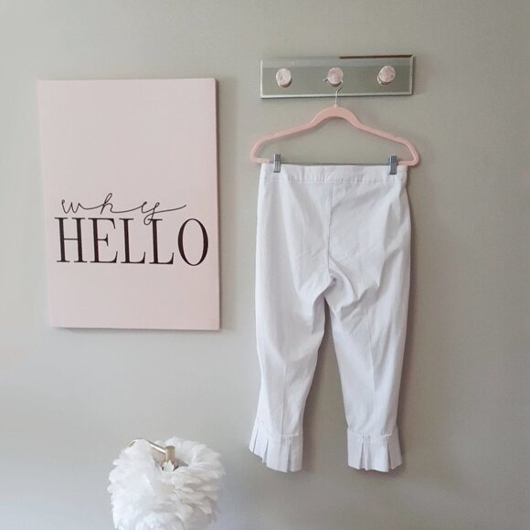 NWOT Zac & Rachel white casual pants with pleated ruffle hem detailing, 8 - Picture 4 of 6